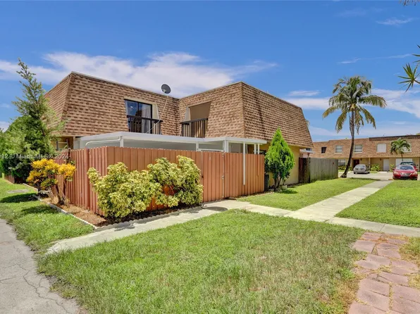 6580 W 24th Ct APT 11-19, Hialeah, FL 33016