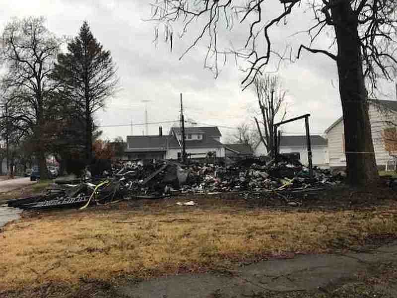 1st image of 601 W Paris Ave W