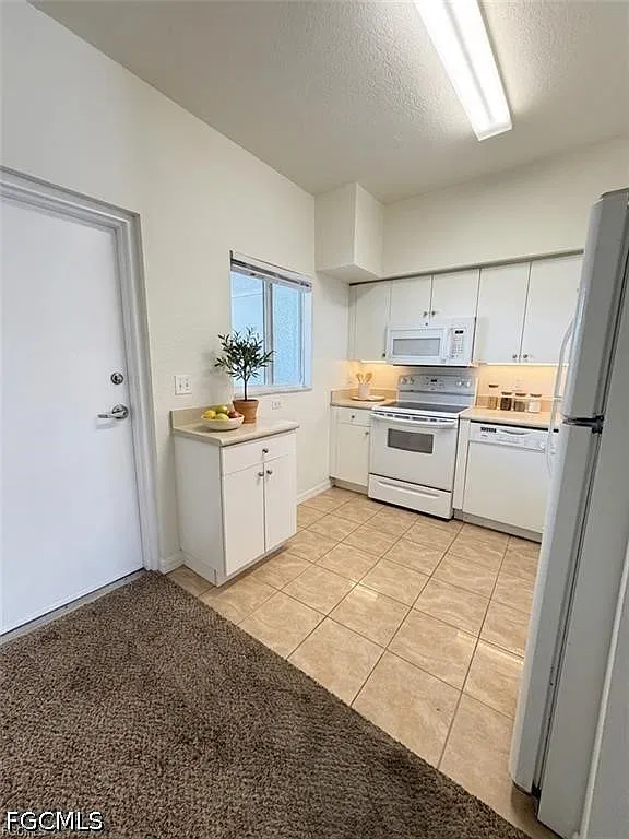 8546 Bernwood Cove Loop — Photo 2