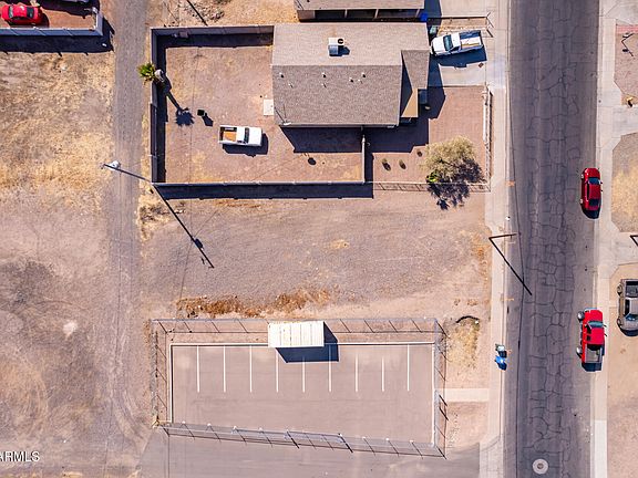 4th image of 1217 S 9TH Avenue #9