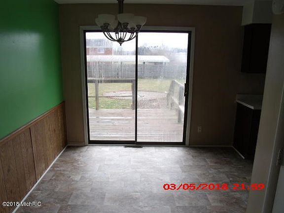 5th image of 1490 Sibley St SE