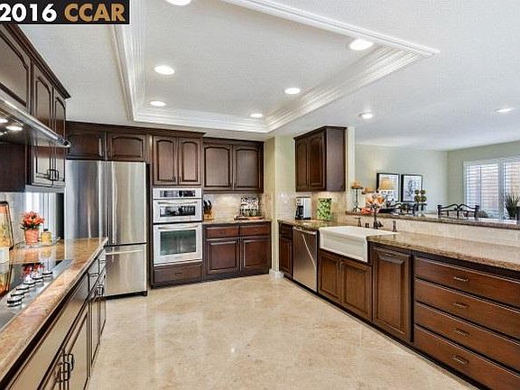 5th image of 404 Gold Lake Ct