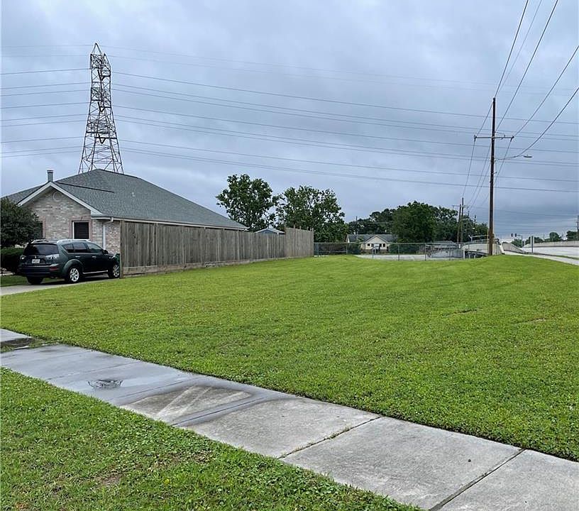 2nd image of N Lester Ave