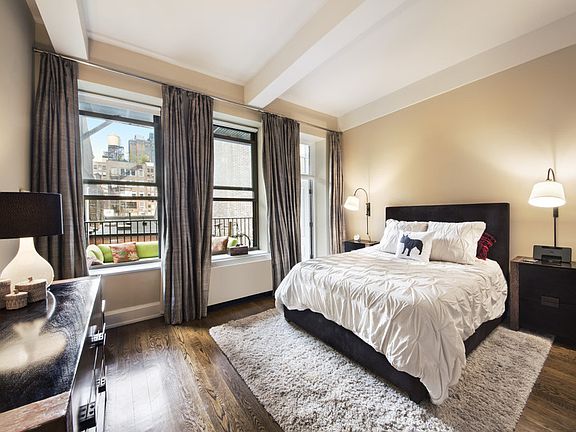 4th image of 31-33 E 28th St #5E