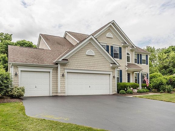 3rd image of 6827 McDougal Ct