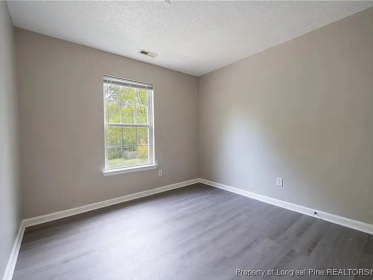 421 Feldspar Way — Photo 20