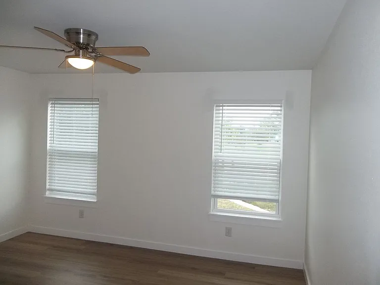 240 Pin Oak Way — Photo 6