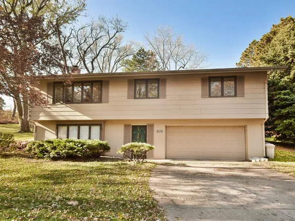 2606 S 98th Ave, Omaha, NE 68124