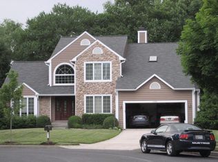 8328 Fall Chill Ct, Ellicott City, MD 21043