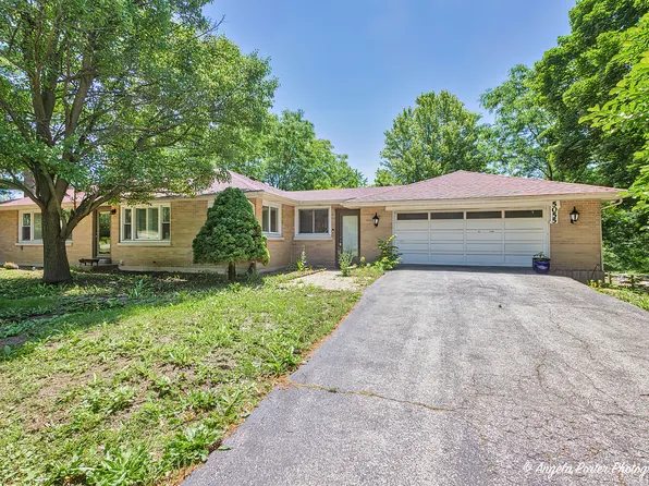 5055 Grand Ave, Gurnee, IL 60031