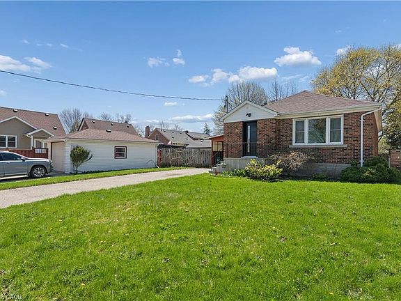 2nd image of 209 Bedford Rd