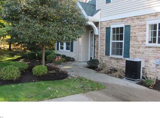 5628 S Greenway Ct #14-B, Highland Heights, OH 44143