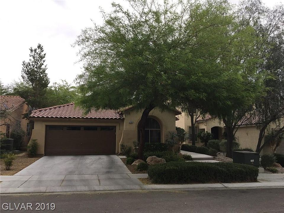 1st image of 2748 Council Crest Ct