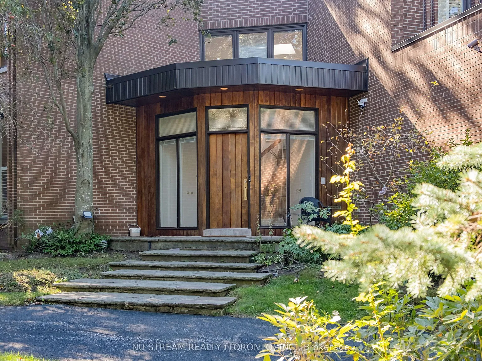 6 bed, $15,000 — Photo 2