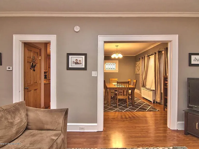 2333 Adams Ave — Photo 2