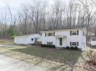 5400 Katrina Dr, House Springs, MO 63051