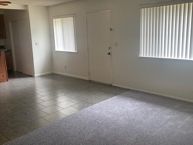 1st image of 2585 Yardarm Ave