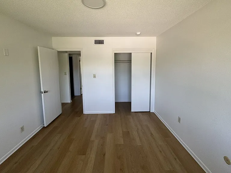 1007 Parkway Dr #1009 — Photo 9