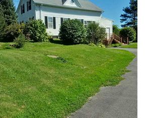 6490 Lakeshore Rd, Cicero, NY 13039