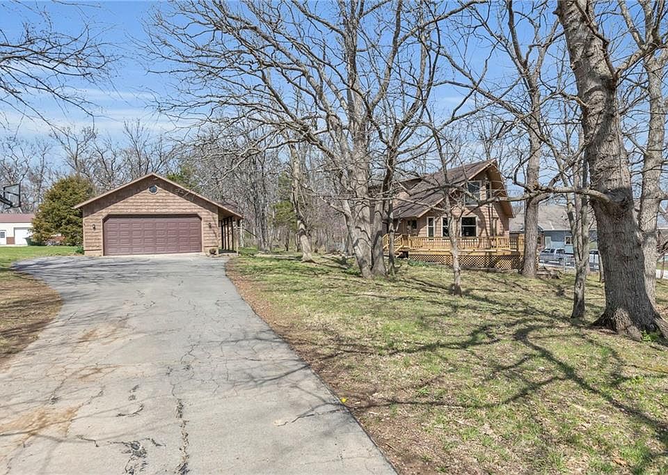 1st image of 13 Cedars St