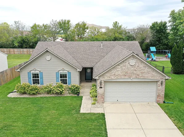 8604 Blair Castle Ct, Indianapolis, IN 46259
