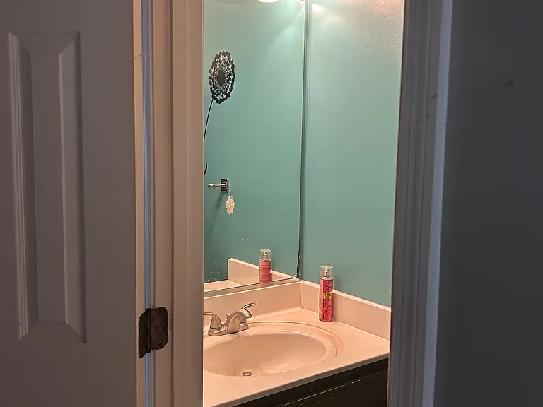 421 Santa Anna Trl — Photo 12