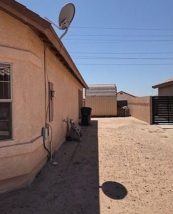 2nd image of 426 N Garcia Ln