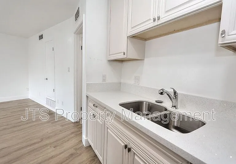 10524 Croetto Way #3 — Photo 30