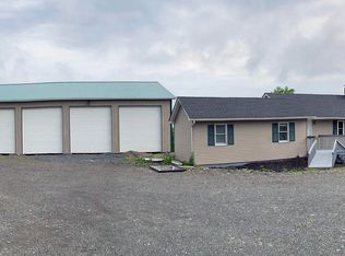 2419 Route 209, Sciota, PA 18354