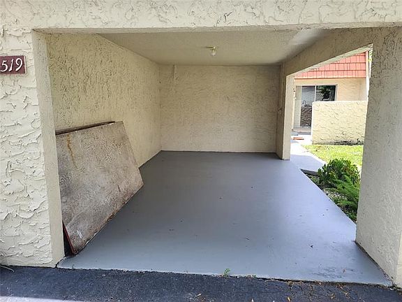 5th image of 6519 NW 94th Ter