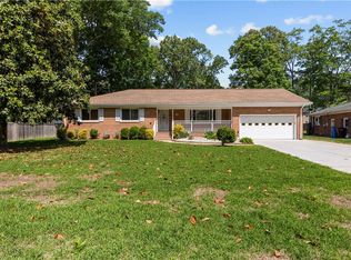 236 Sierra Dr, Chesapeake, VA 23322