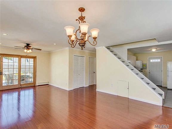 3rd image of 45 Sycamore Ln