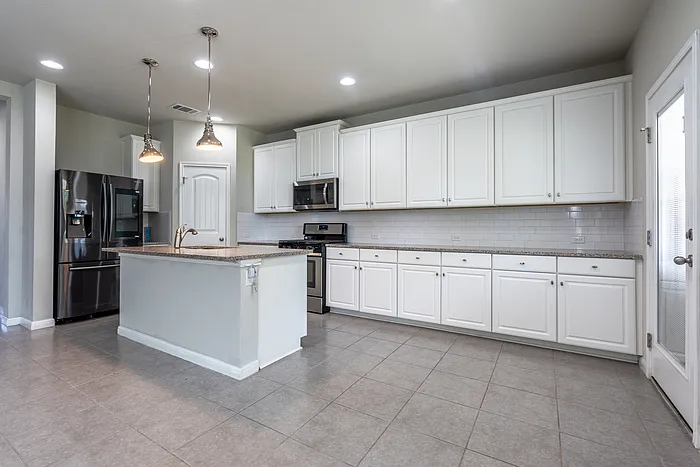 5649 Porano Cir — Photo 7