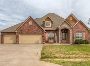 6399 E 145th St, Collinsville, OK 74021
