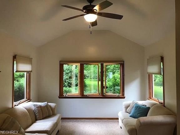 3rd image of 114 Hood Dr