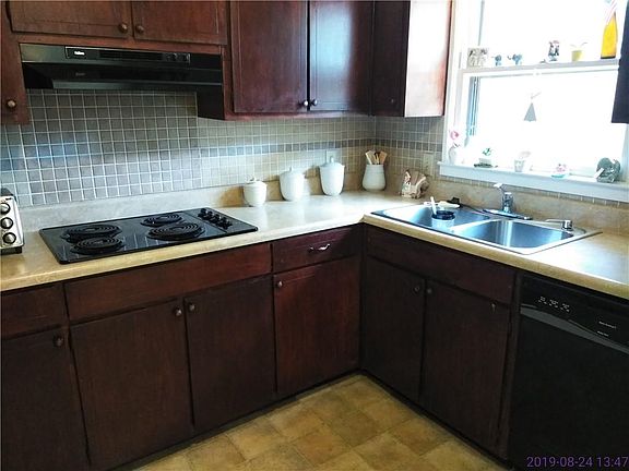 5th image of 746 Longleaf Dr
