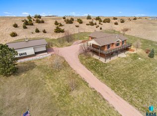 26017 Hideway Pl, Canistota, SD 57012