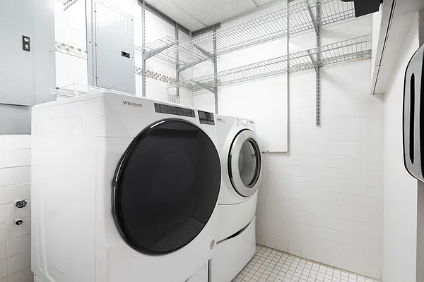 Rented by Sutton Park Realty LLC | media 23