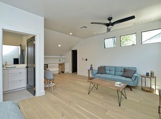 2403 E 14th St UNIT B, Austin, TX 78702