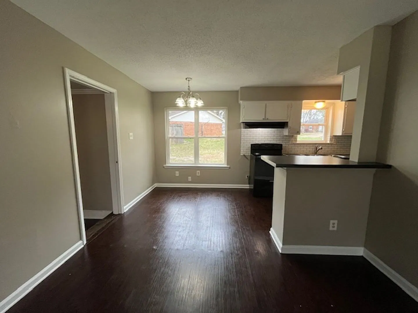 Renovated 4 Bedroom 1 Bath Home for Rent! — Photo 3