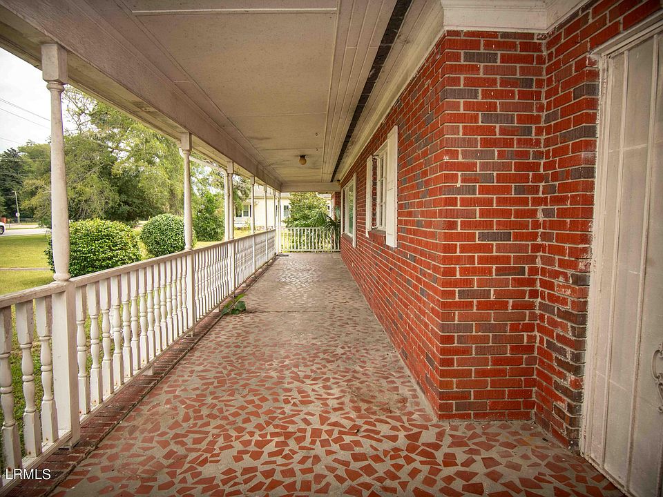 406 E Carolina Ave, Varnville, SC 29944 MLS 182271 Zillow