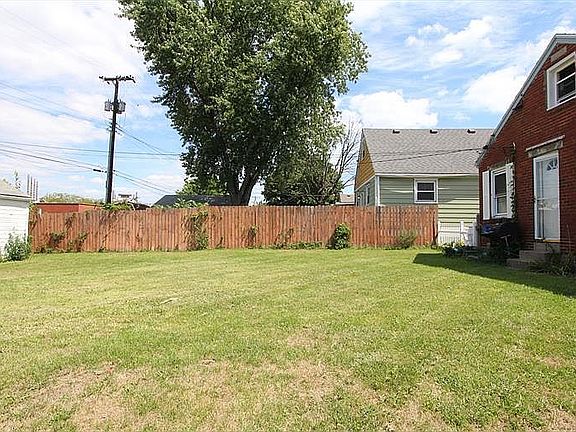 3rd image of 4149 Fulton Ave