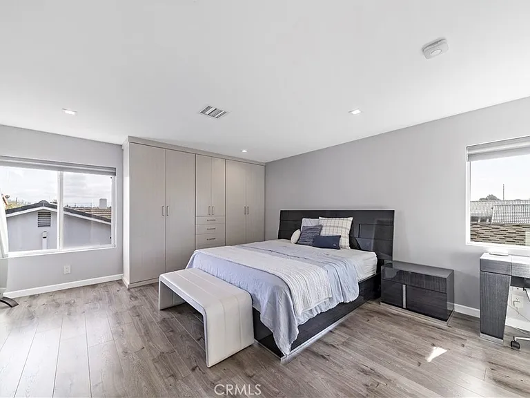 8711 Mossford Dr — Photo 34