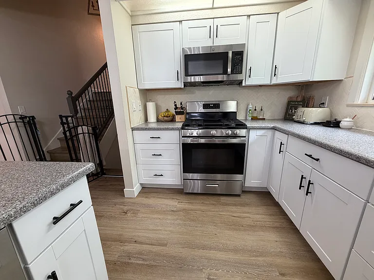 8391 Majestic Dr — Photo 12
