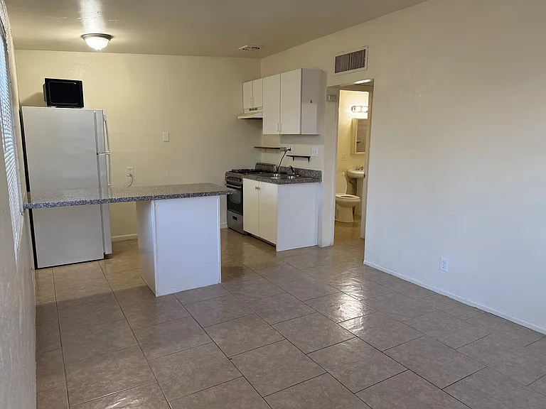 901 S Mariana St #903-A — Photo 3
