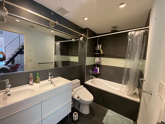 Rented by Compass | media 19