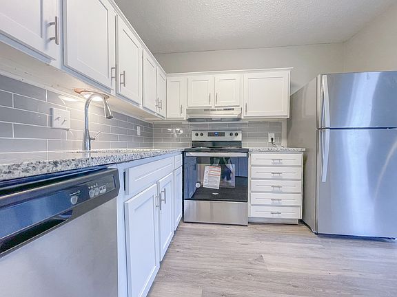 5th image of 222 Blairmore Blvd E #90