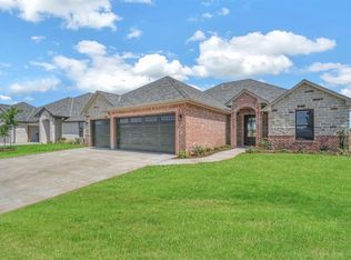 4022 NE Shenandoah Dr, Lawton, OK 73507