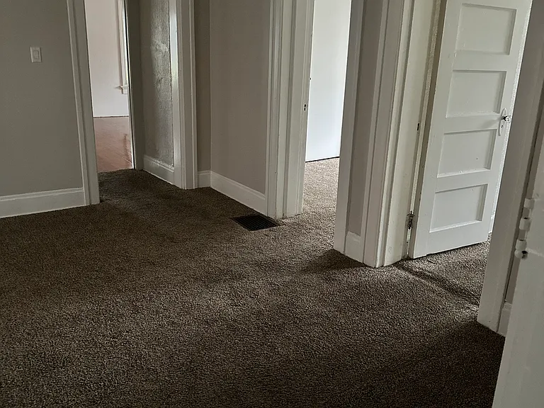 1316 W Grand Ave #1 — Photo 2