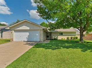 3001 Elsinor Dr, Fort Worth, TX 76116